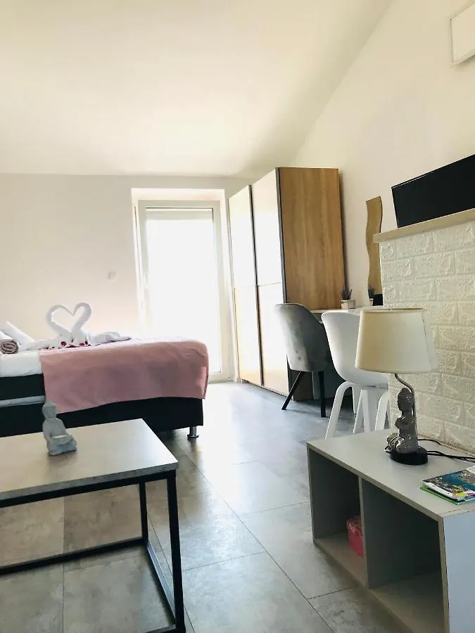 Smokvica Apartment Savudrija